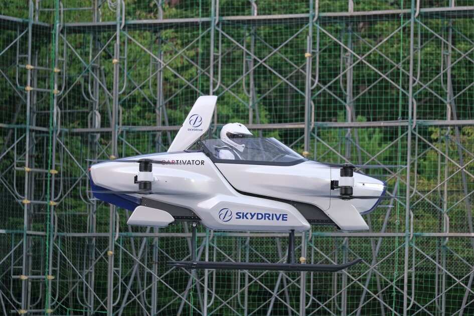 Japanese flying car takes off with one person aboard