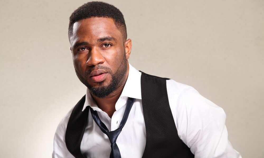 Praiz - Hustle Praiz - Hustle