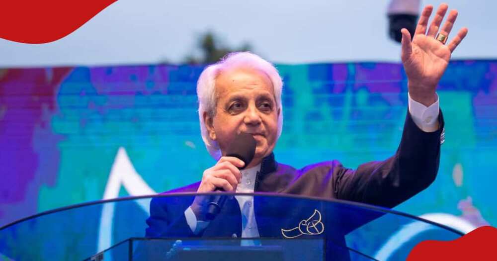 Televangelist Benny Hinn confesses regrets over false prophets and inaccurate prophecies.