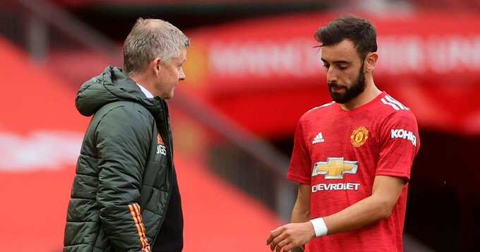 Bruno Fernandes clashed with Solskjaer at half-time of Man Utd vs Tottenham