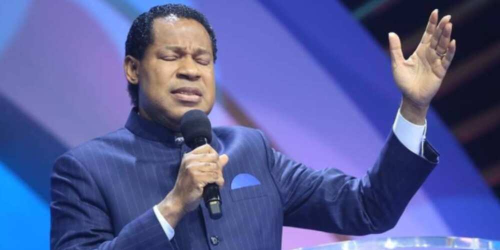 Fasto Chris Oyakhilome.