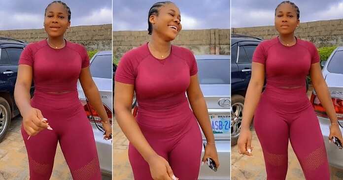 Nigerian lady shows off her fine shape