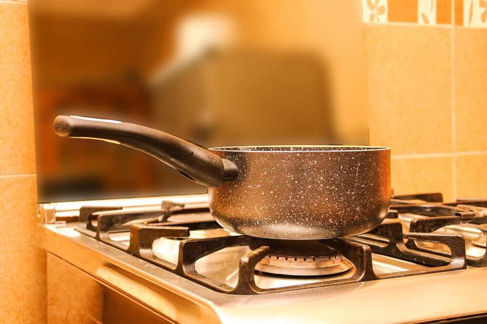 Pâtes au saumon : la recette pratique, rapide et délicieuse Pâtes au saumon : la recette pratique, rapide et délicieuse