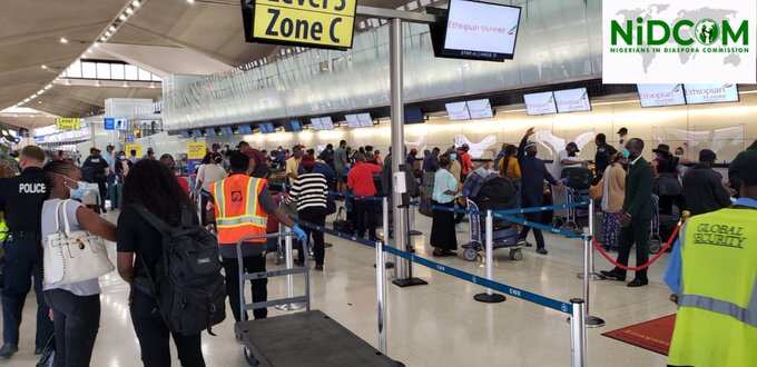Federal government finally ends evacuation flight from US as 208 Nigerians arrive on Friday, August 21