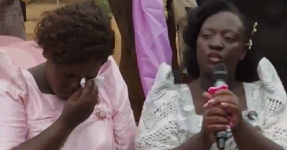 Bride Breaks into Tears as Boyfriend Switches Off Phone, Fails to Show up During Introduction Ceremony