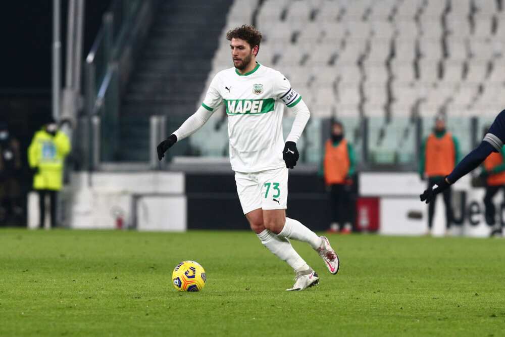 Manchester City joined by Real Madrid in Manuel Locatelli