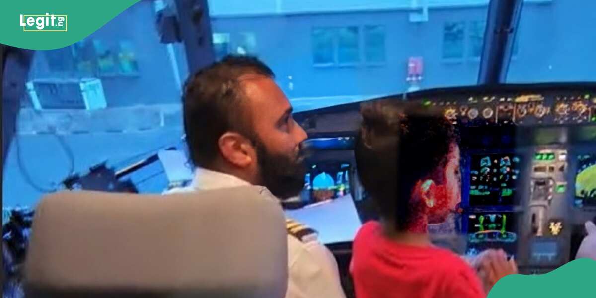 Pilot’s first family flight: Heartwarming moment captured as he flies his loved ones and shares their joy in the cockpit