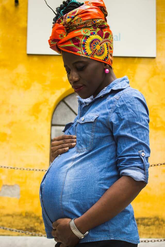 A pregnant lady