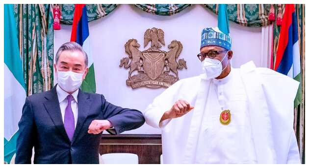 Buhari receives China's foreign minister in Abuja