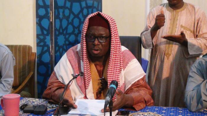 Kada Ka Kuskura Ka Shekara 10 Da Mata Daya: Sheikh Daurawa Ya Fadi Dalili