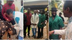 "The King and his boys": Fans react as Flavour, Timaya, Phyno, & P-Square visit Sunny Ade, clip trends