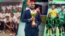 Nigeria vs Ivory Coast: Okocha visits Super Eagles ahead of their AFCON match, they sing for him