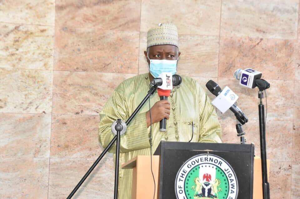 Gwamnan jihar Jigawa; Muhammad Badaru
Hoto daga fadar gwamnatin Jigawa Gwamnan jihar Jigawa; Muhammad Badaru
Hoto daga fadar gwamnatin Jigawa