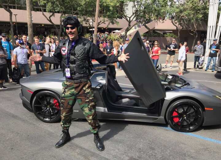 Dr Disrespect Guy Beahm bio: age, height, net worth, basketball, wife ...