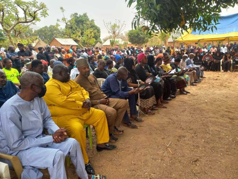 NFF President, Amaju Pinnick, Attend Funeral Mass for Former Super Eagles Midfielder NFF President, Amaju Pinnick, Attend Funeral Mass for Former Super Eagles Midfielder