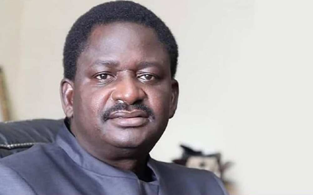 EndSARS: Adesina ya dora laifi kan masallatai da coci-coci EndSARS: Adesina ya dora laifi kan masallatai da coci-coci