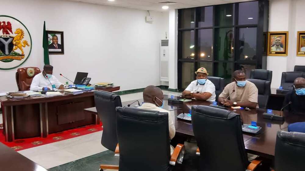 Enugu workers pay Thank-you visit to Ugwuanyi over ongoing construction of secretariats