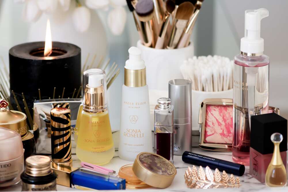 10 types of cosmetics