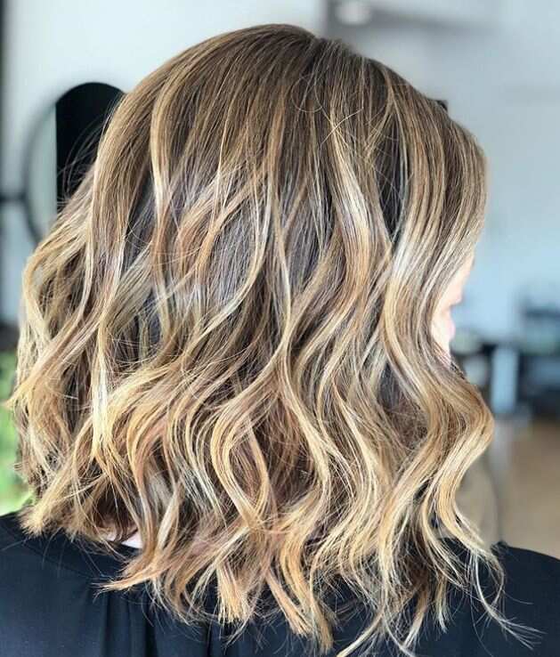 Blonde highlights on brown hair