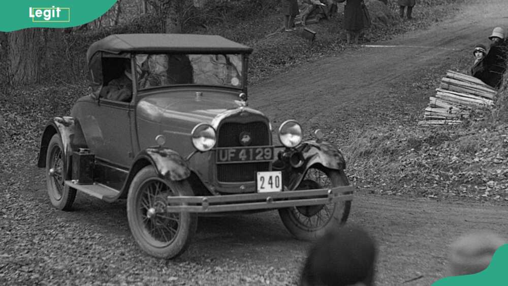 Ford Model A 2-seater of AJ Midgely competing in the Sunbeam Motor Car Club Bognor Trial, 1929