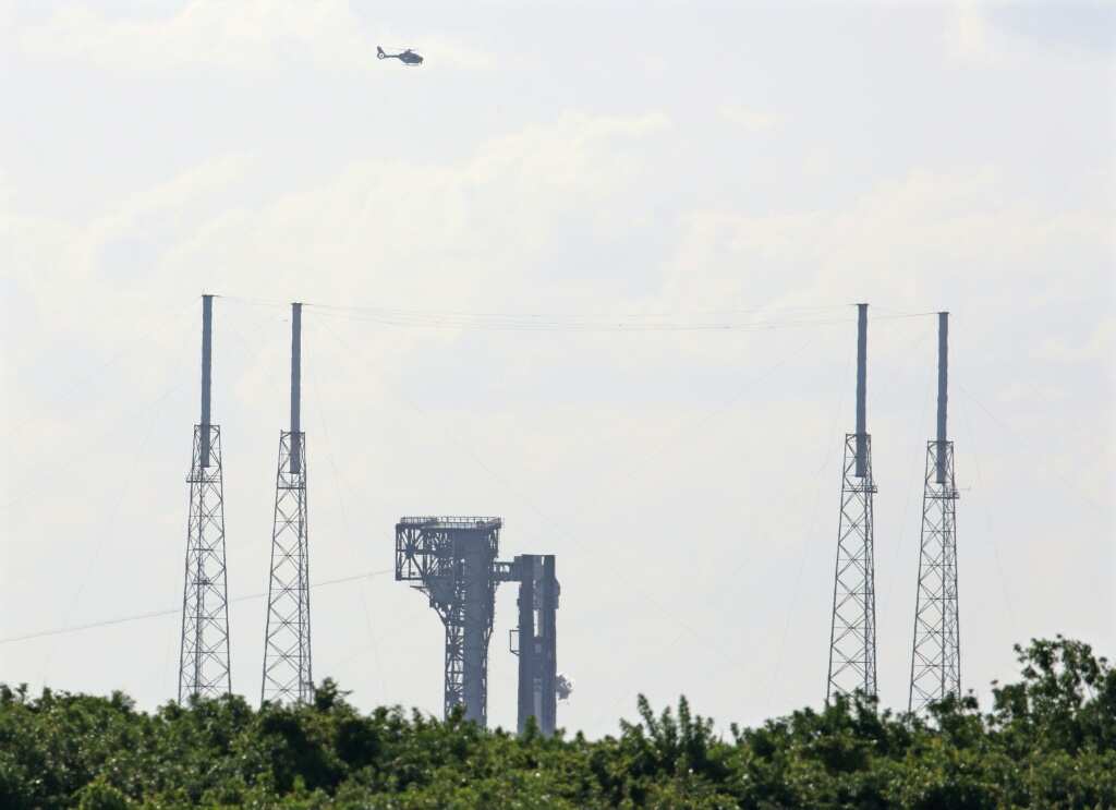 Boeing Starliner's crewed launch abruptly halted, again