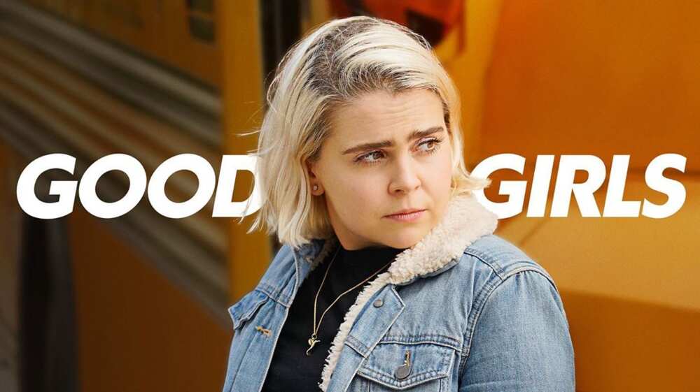 Mae Whitman net worth