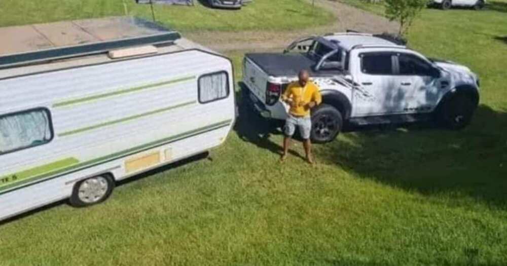 Man in caravan refuses to support family, man refuses to help family