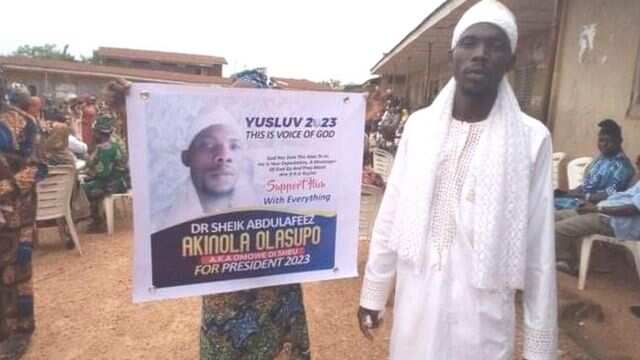 Sheiƙmkh Afeez Akinola na Ibadan.