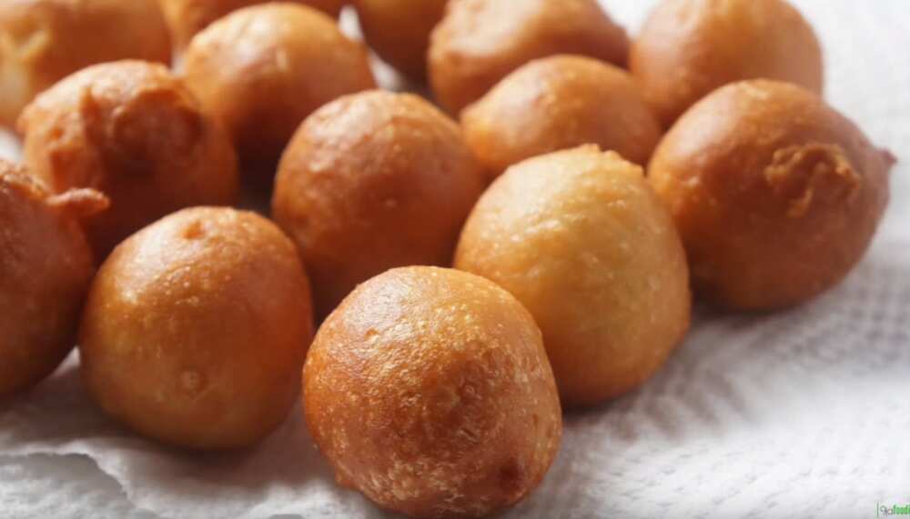 How to make buns at home with no eggs How to make buns at home with no eggs