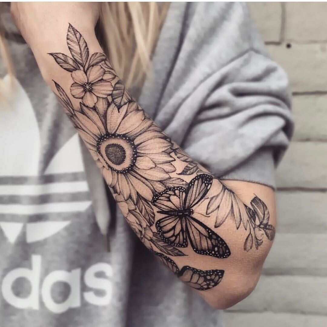 Nature Sleeve with Sunflower Butterfly  Daisies