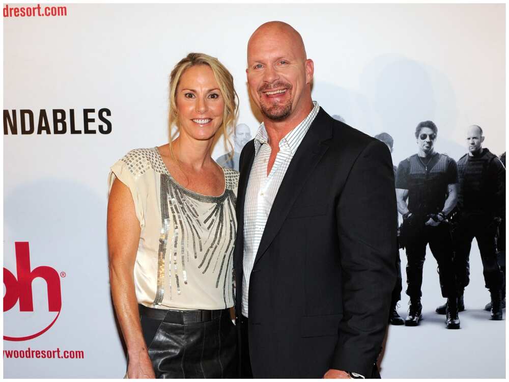 steve austin's spouse steve austin's spouse
