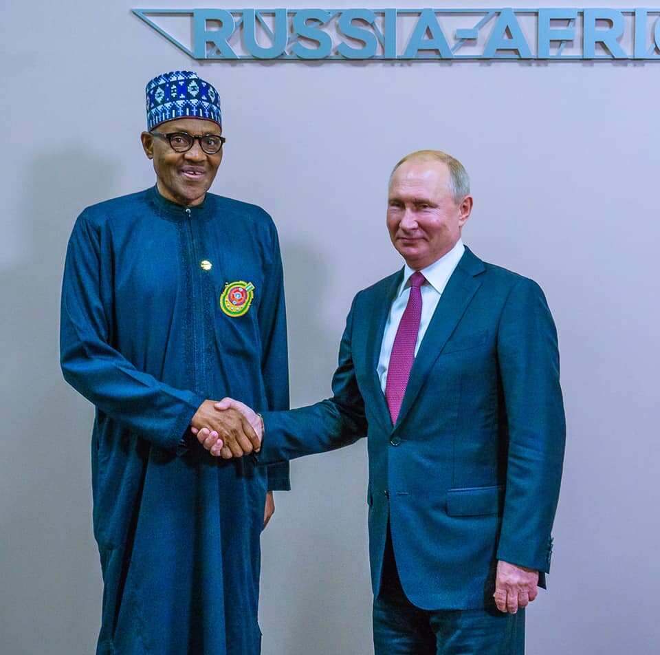 Shugaba Buhari ya gana da shugaban kasar Rasha, Vladimir Putin (Hotuna)