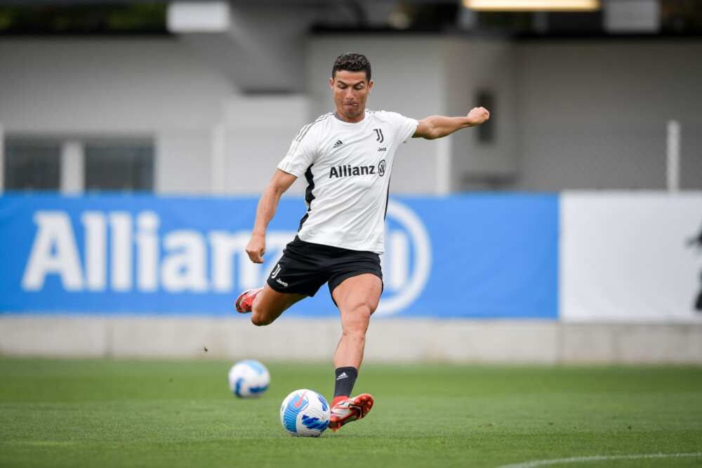 Cristiano Ronaldo offers students full time scholarships