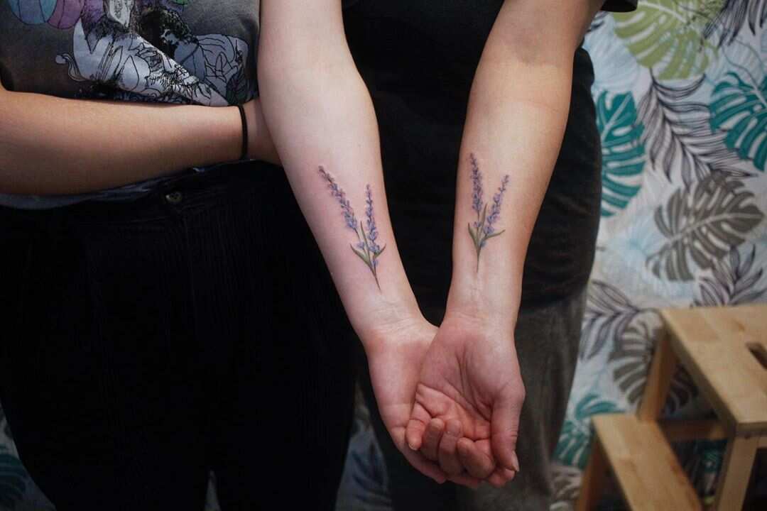 my best friend and i finally got our matching tattoos after 8 years of  talking about them. mine left, hers right. : r/bodymods