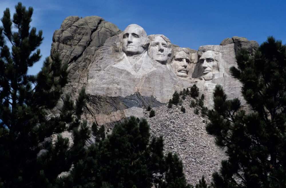 L'histoire du Mont Rushmore : 4 présidents sculptés dans le granit