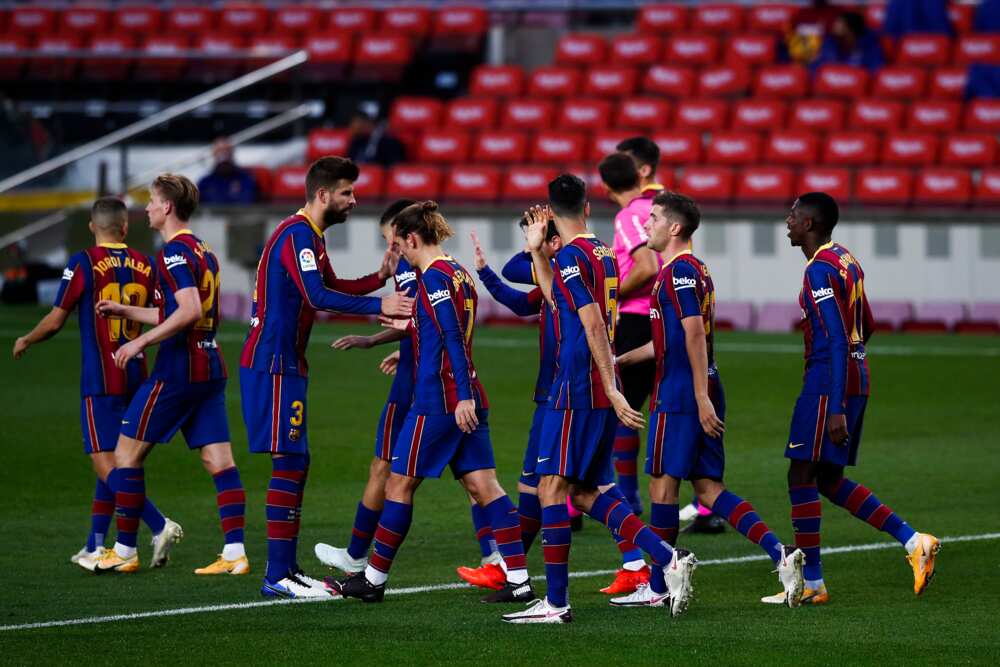 Barcelona reportedly reach agreement with players over wage cuts this season Barcelona reportedly reach agreement with players over wage cuts this season