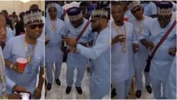 Video of Nigerian big boys in US vibing to Pasuma with heavy gold chains on their necks causes massive stir