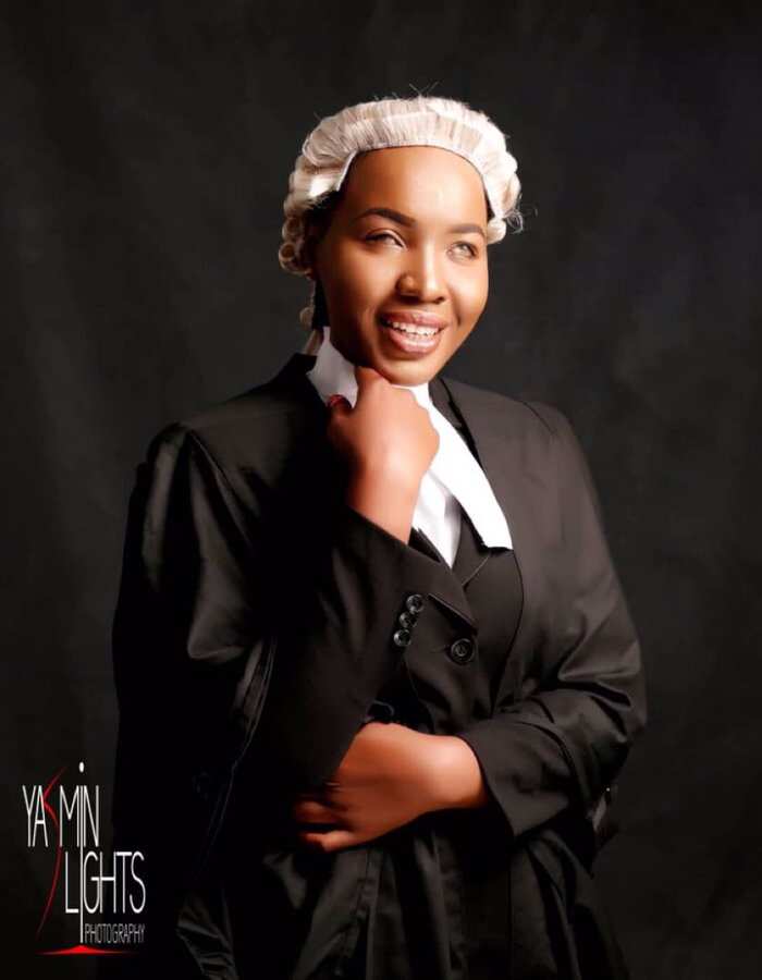 Nigerian lady who lost sight at 2 fulfills dream of becoming a lawyer