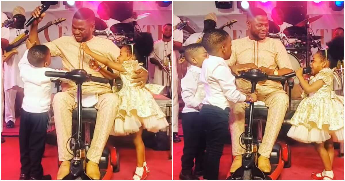 Yinka Ayefele melts hearts with video of beautiful triplets as they join him on stage during performance