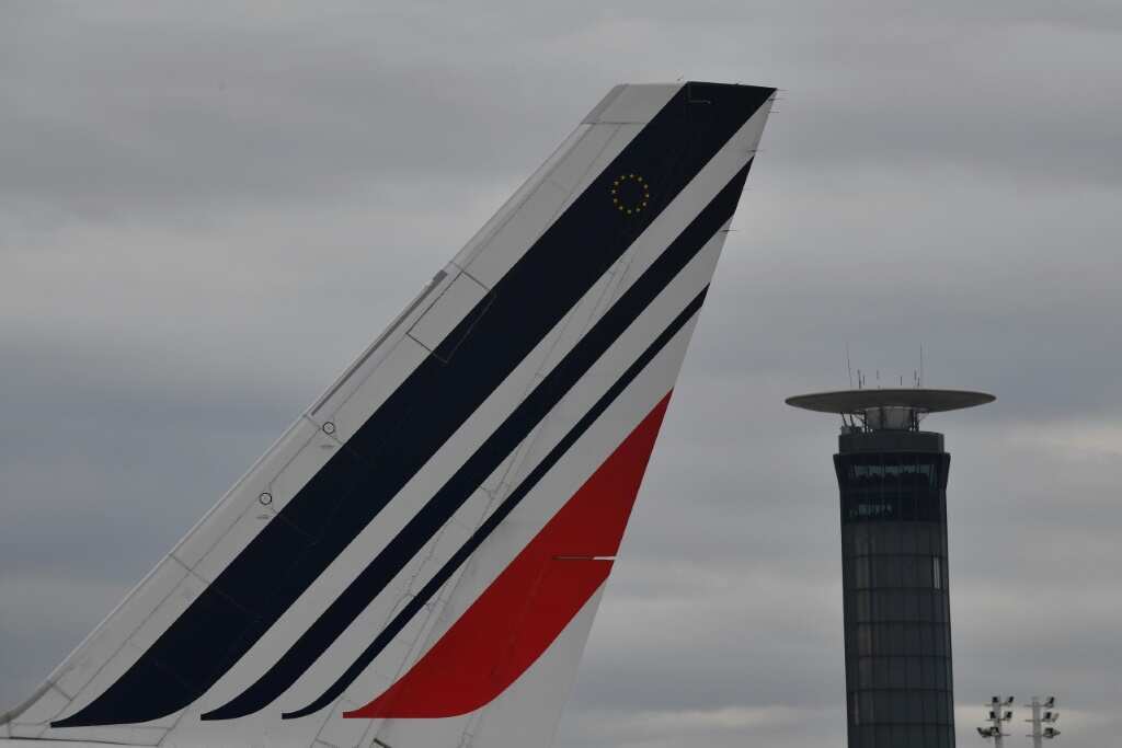 French traffic controllers' strike disrupts European air travel