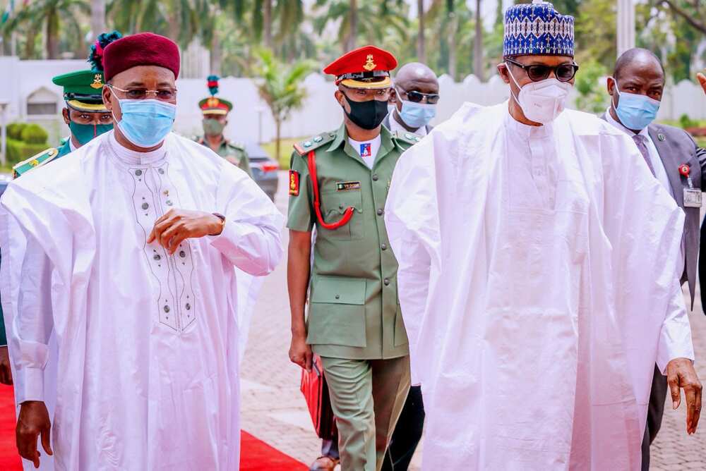 Hotunan shugaba Buhari yayin da ya karba bakuncin shugaban kasan Nijar a Aso Rock Hotunan shugaba Buhari yayin da ya karba bakuncin shugaban kasan Nijar a Aso Rock