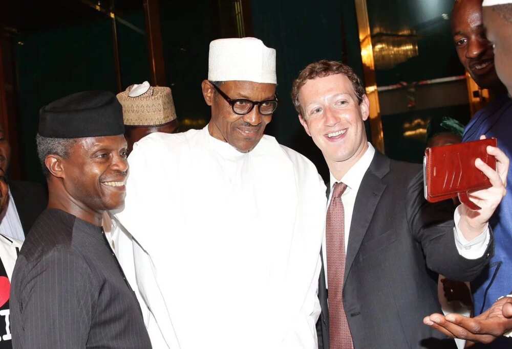 BREAKING: Buhari in closed door meeting with Mark Zuckerberg (Photo)