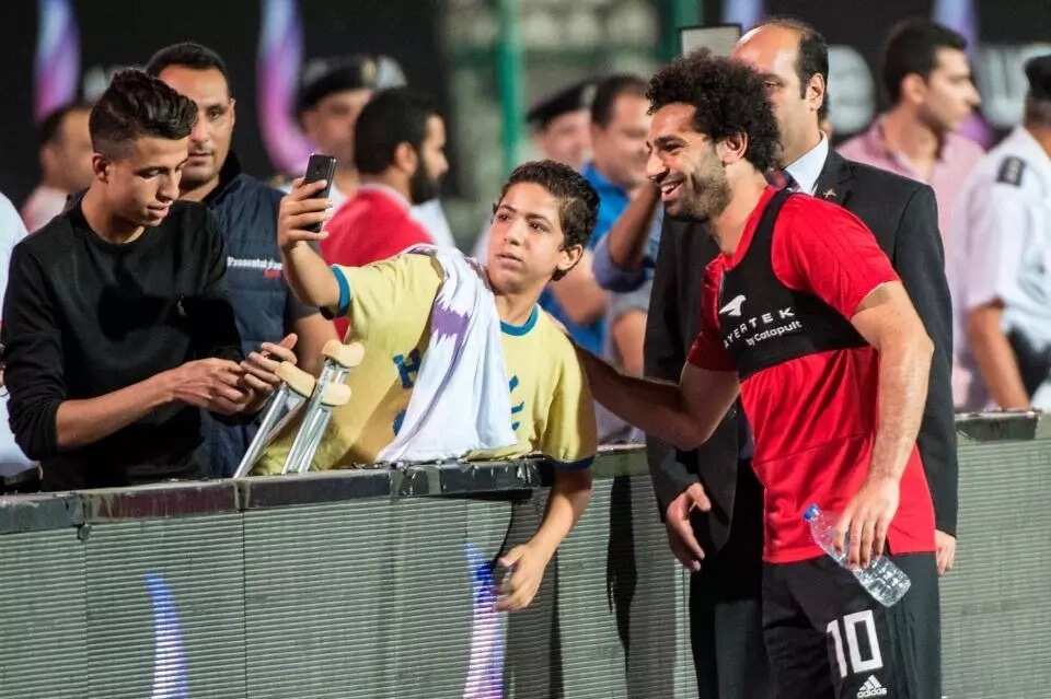 Egypt squad fly to Russia with Mohamed Salah after training