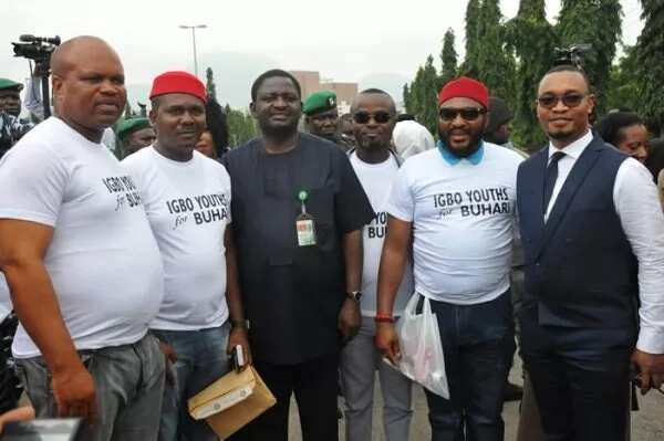 Special Adviser to the President on Media, Mr Femi Adesina (r) flanked by the Coordinators of Coalition of Igbo Groups for Buhari, Hon. Demian Igbokwe (2l) and Hon. Nkem Anyata (2r). Photo credit: NAN