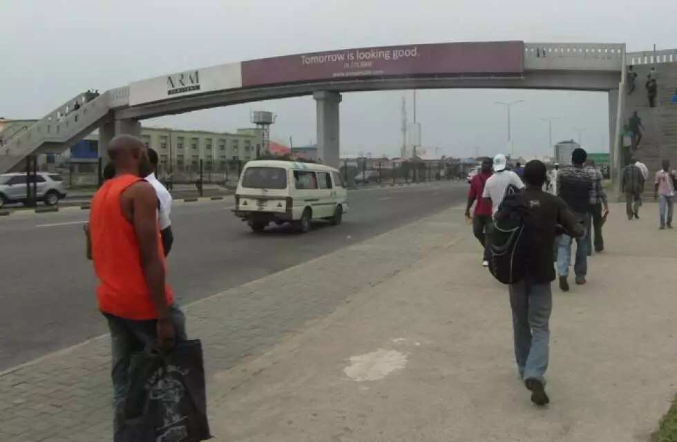 10 Reasons Why People Avoid Lagos Pedestrian Bridges