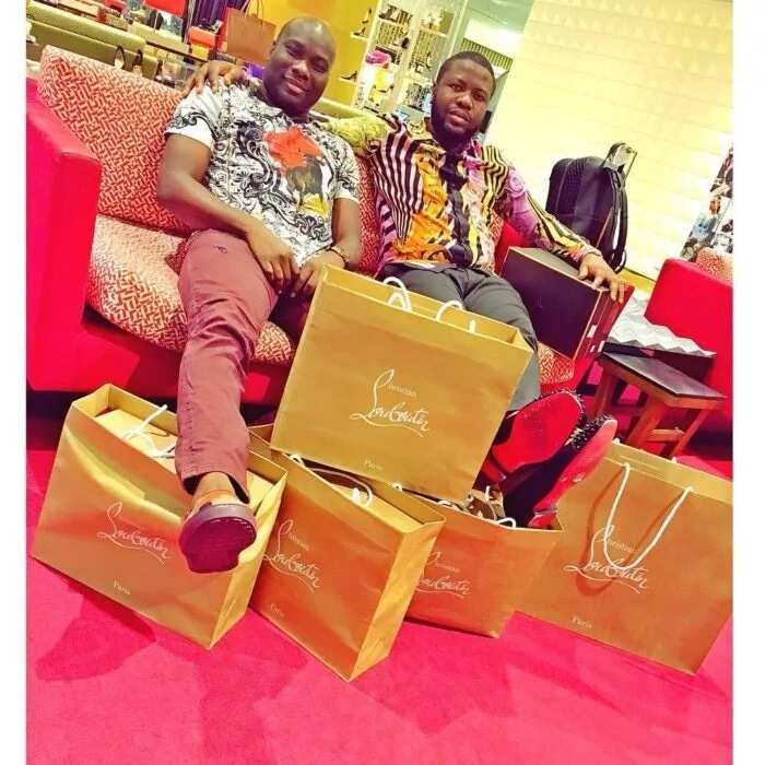 His mum is a bread seller and father a taxi driver - Hushpuppi’s bestfriend spits fire