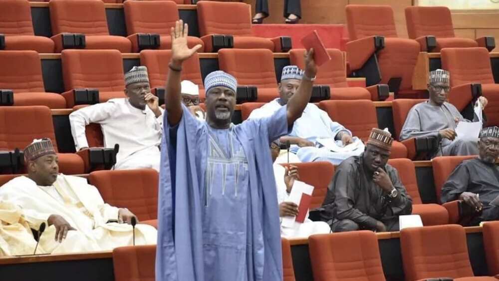 Ka mika kanka ga yan sanda – Shehu Sani ya bukaci Dino Melaye