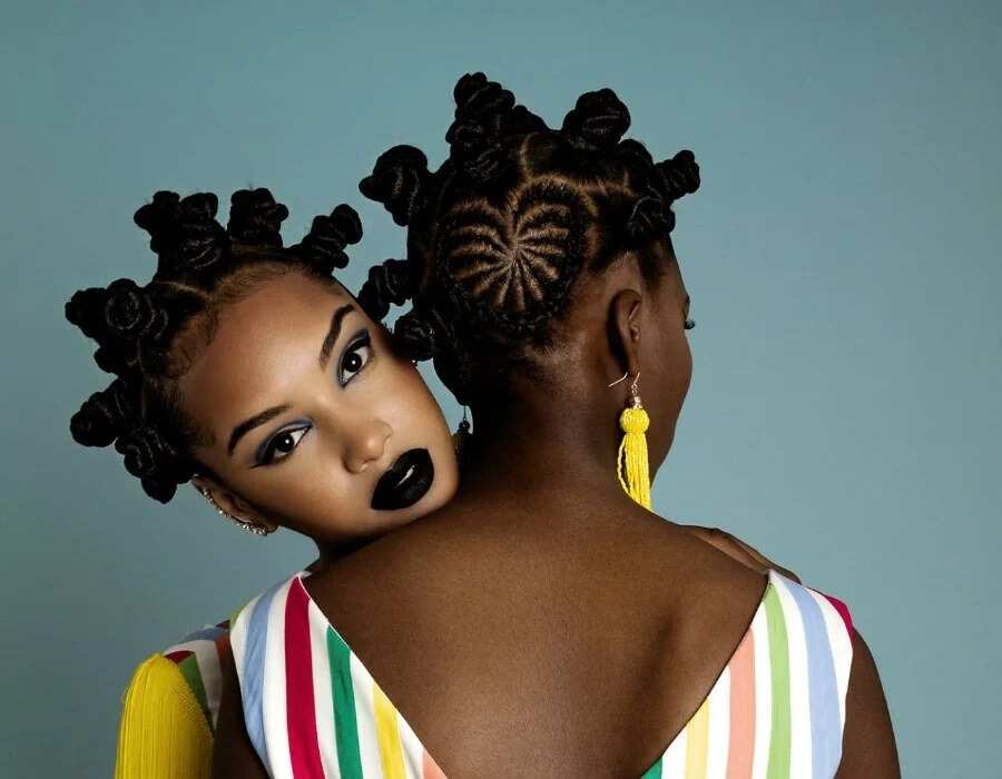 How to make Bantu knots with natural hair 