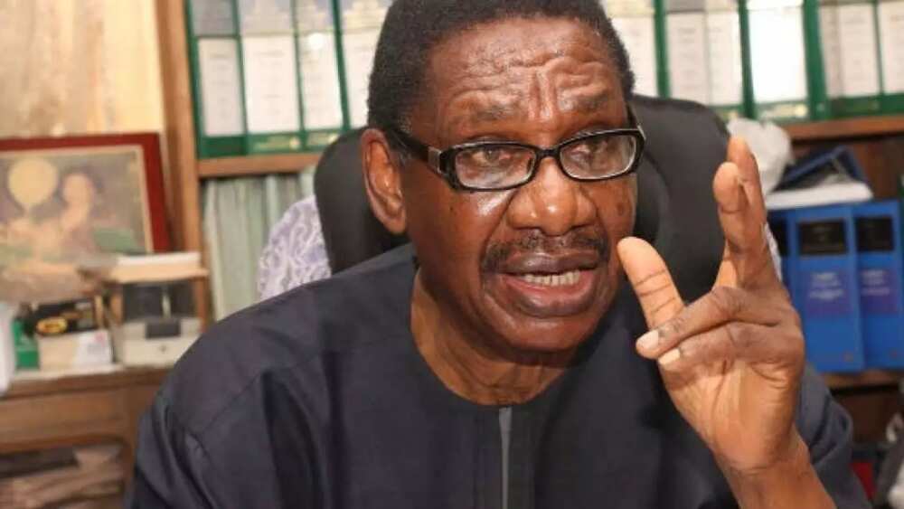 Mutane 3 masu tsananin taurin kai a Gwamnatin Buhari Mutane 3 masu tsananin taurin kai a Gwamnatin Buhari