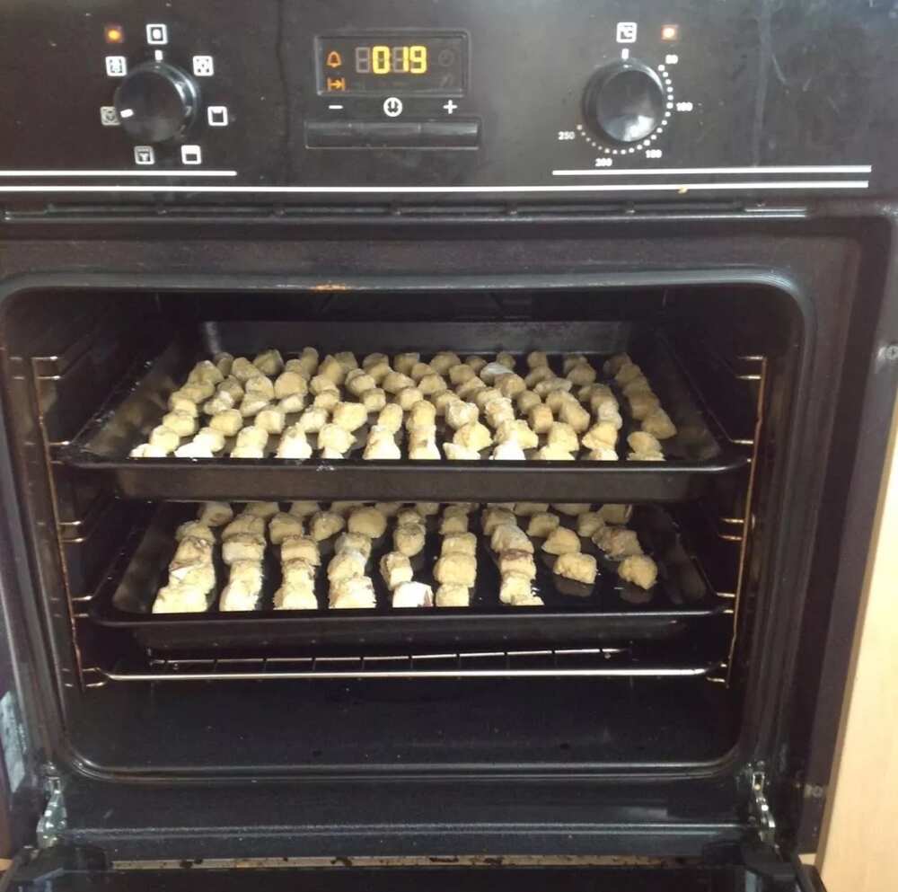 How to make soft chin chin in the oven How to make soft chin chin in the oven